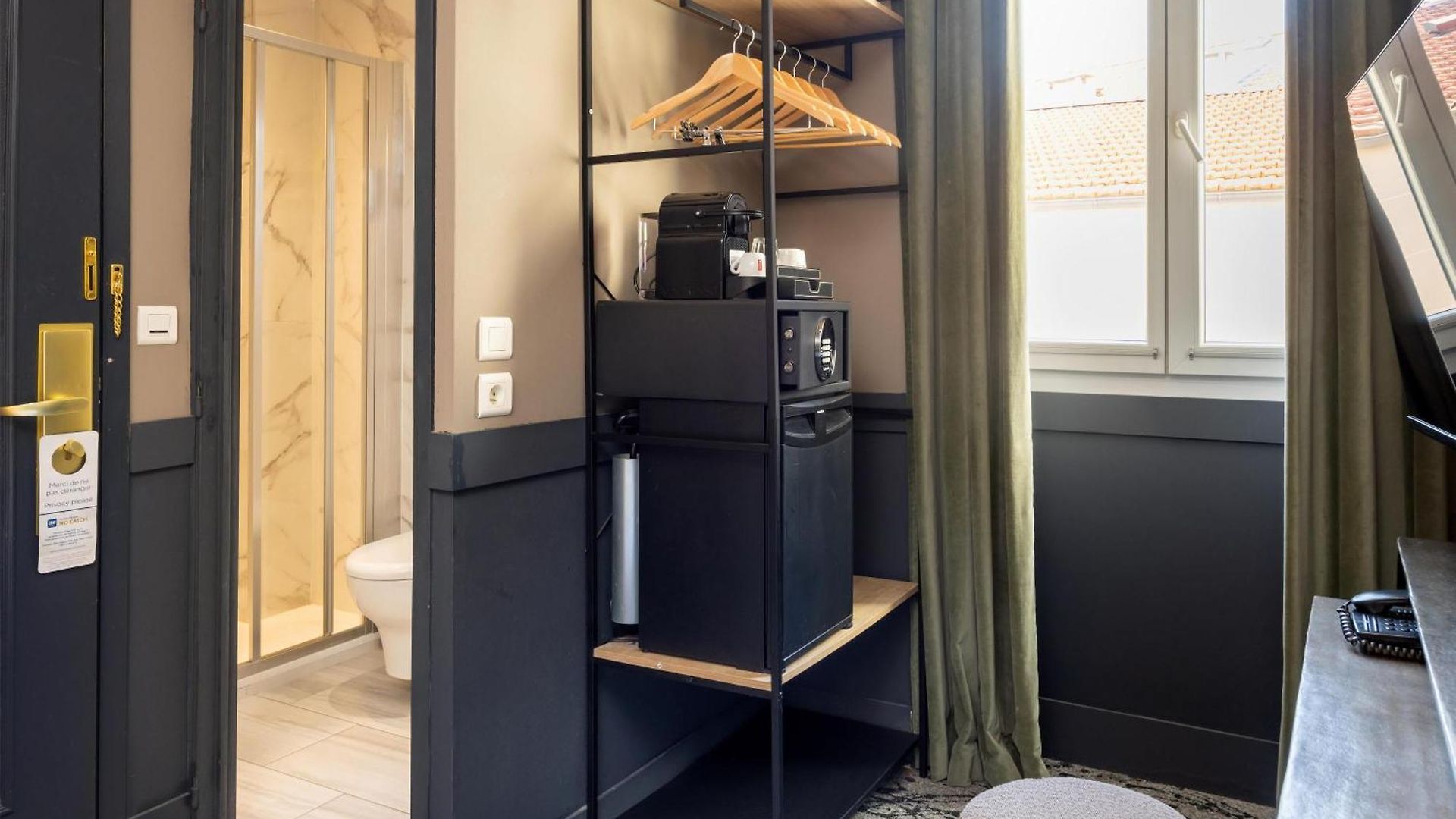 Western Cosy Hotel