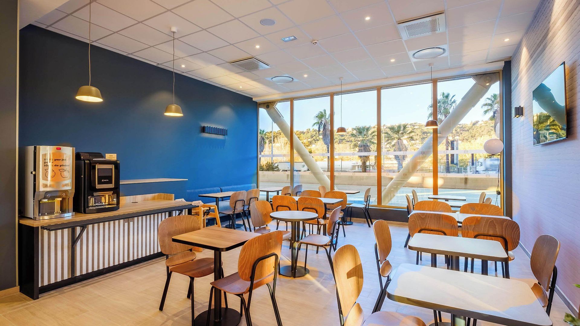 Stade Riviera 3*
