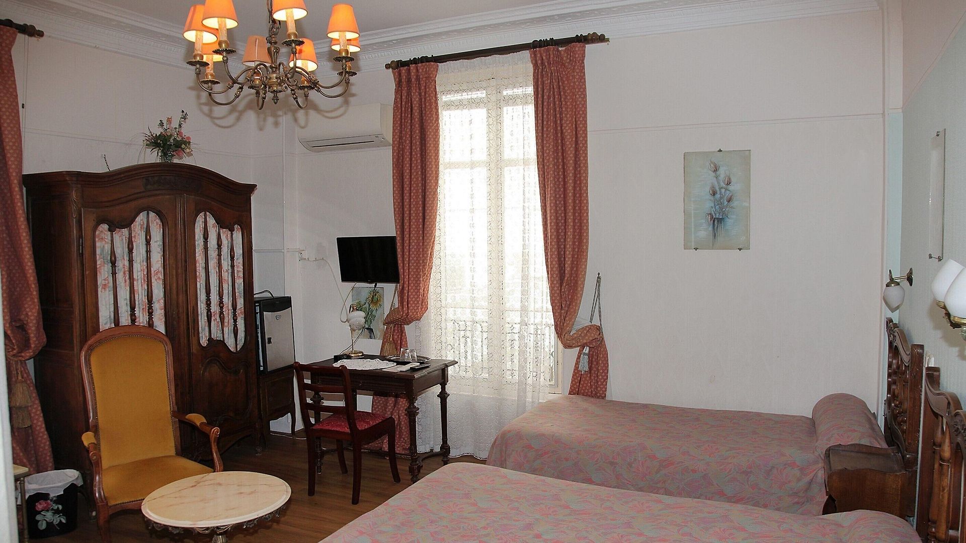 Cronstadt 3*