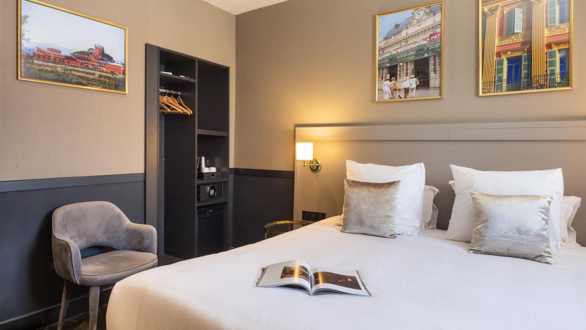 Western Cosy Hotel 4*