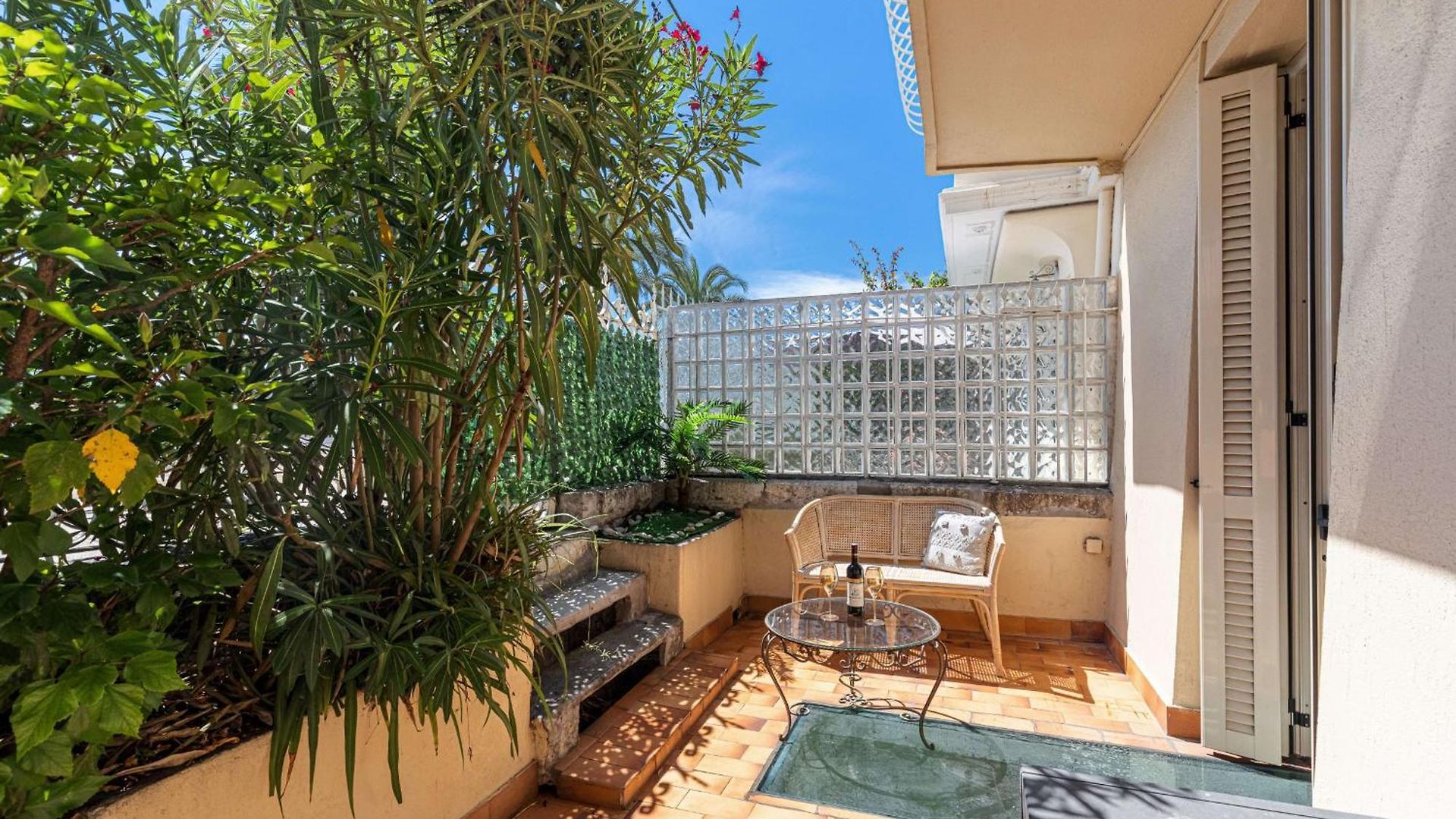 Ponchette - Independent House Promenade Des *