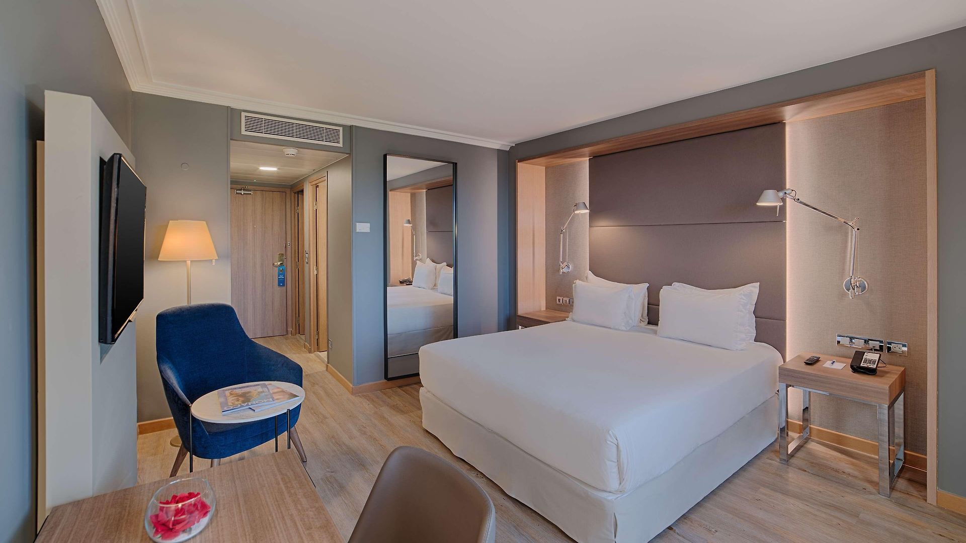 Nh Hotel Nice