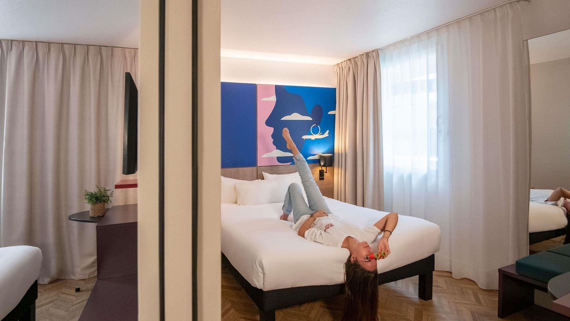 Ibis Styles Aeroport Arenas 3* Nice