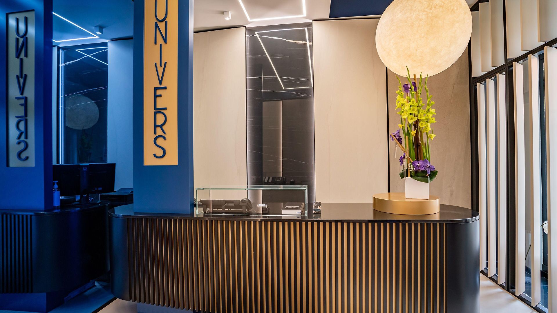 Univers Hotel
