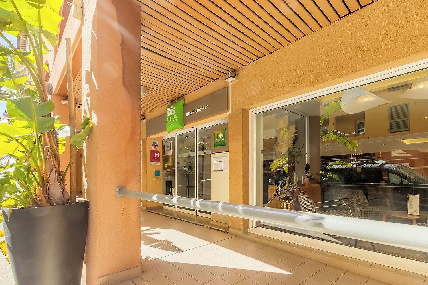 Hotel Ibis Styles Centre Port
