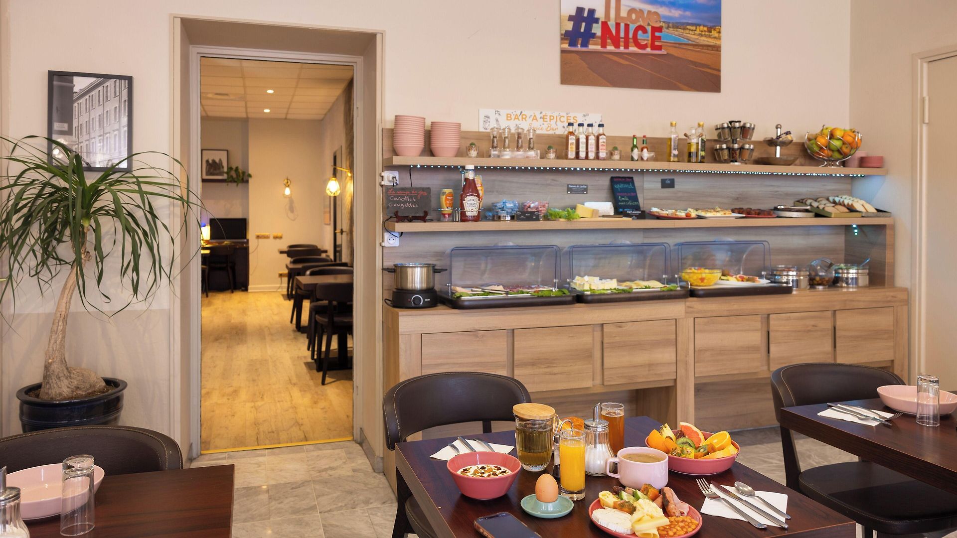 Hotel Locarno
