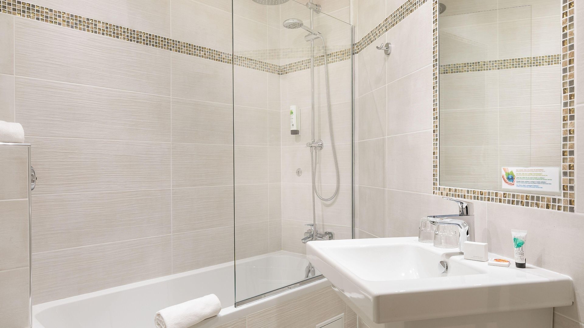 Locarno Hotel
