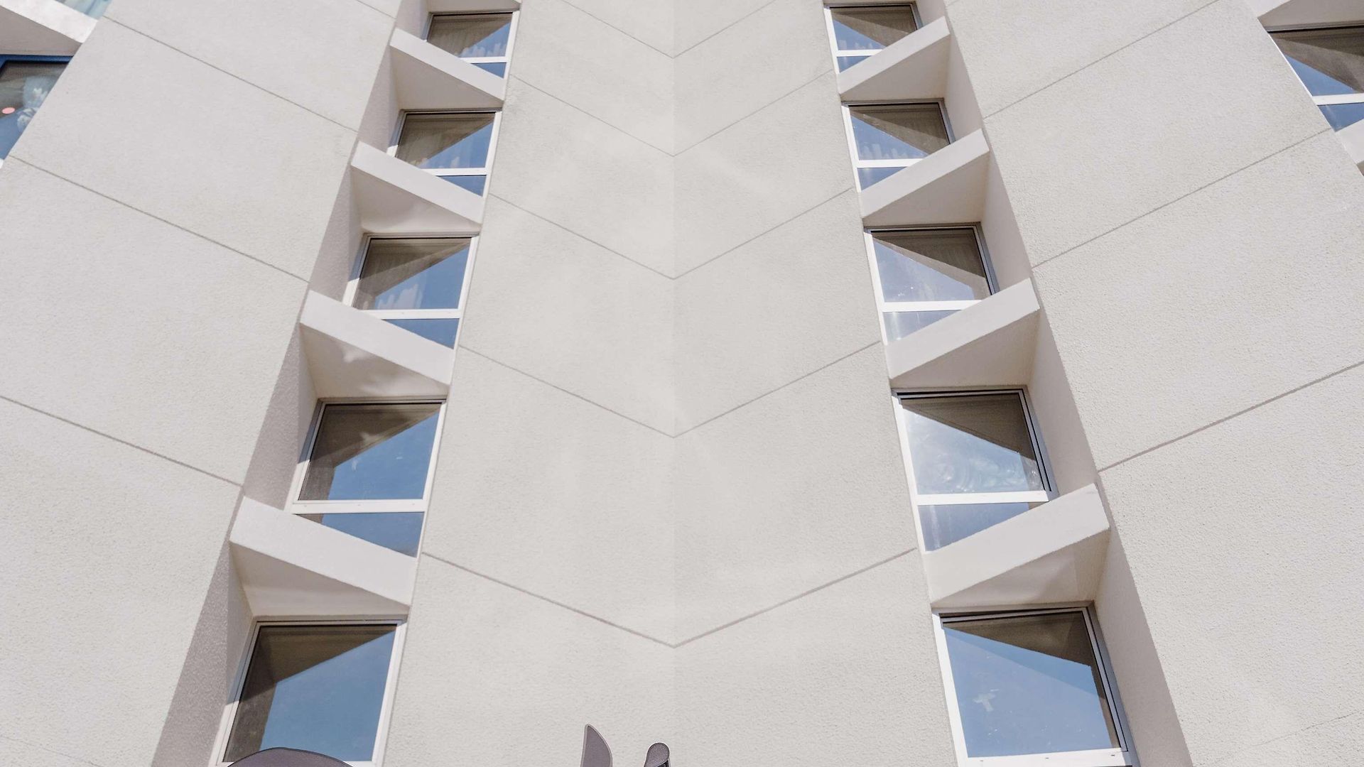 Hotel Radisson Airport 4*