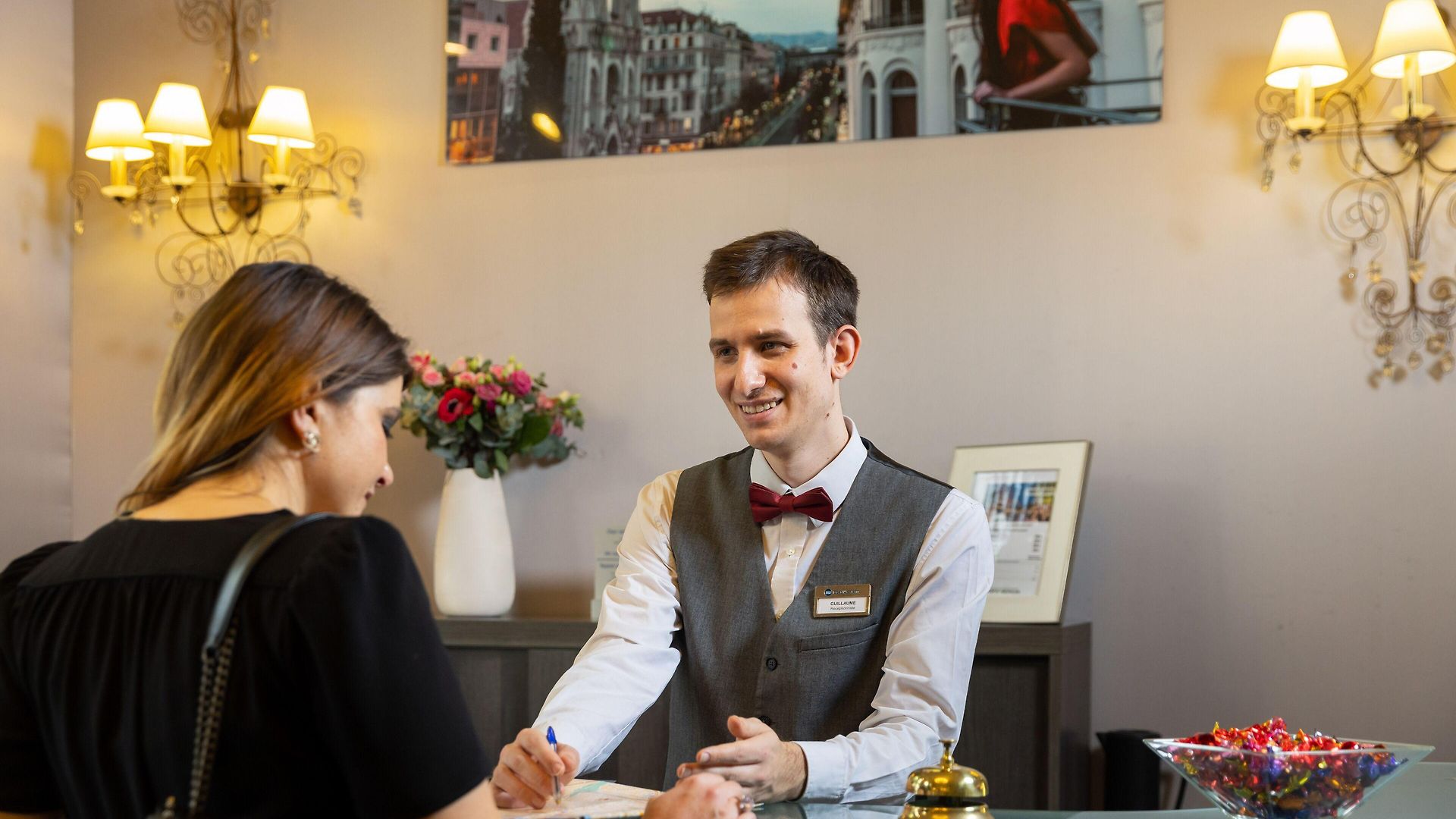 Hotel Western Lakmi