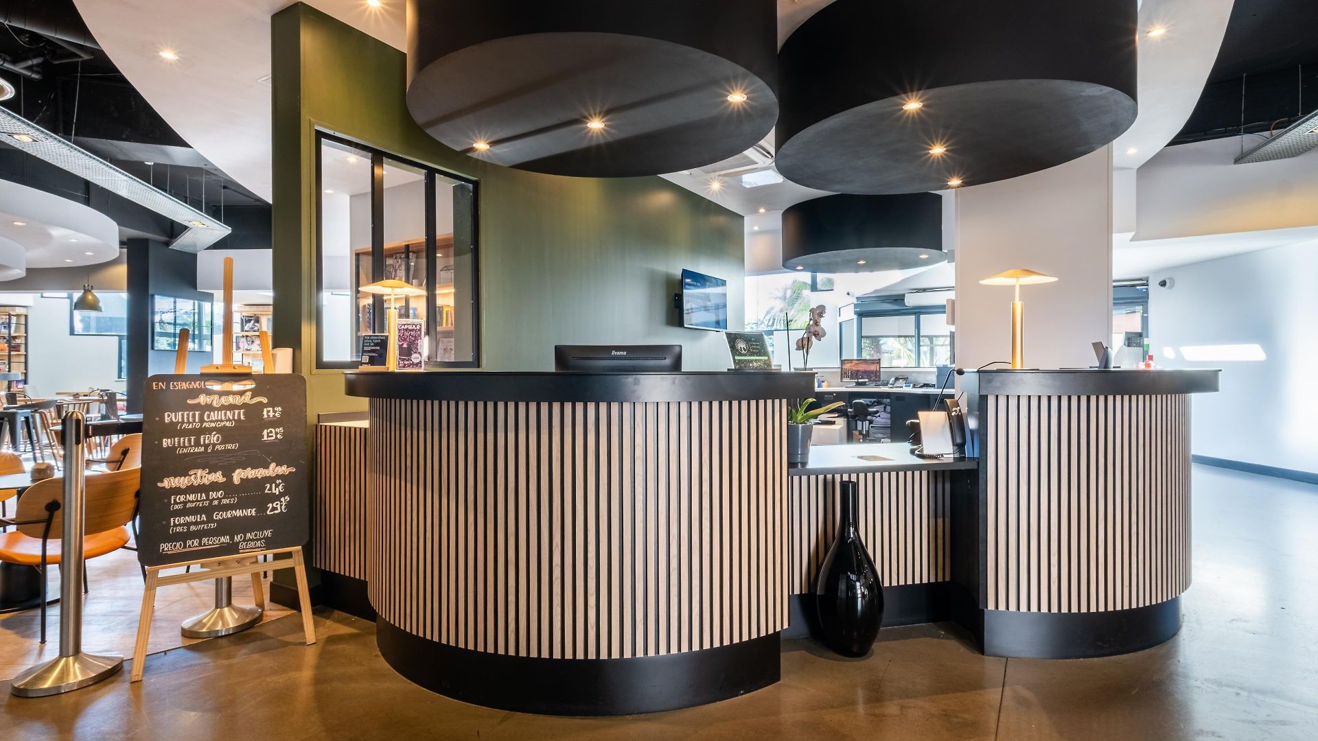 Campanile Prime - Airport 3* Nice