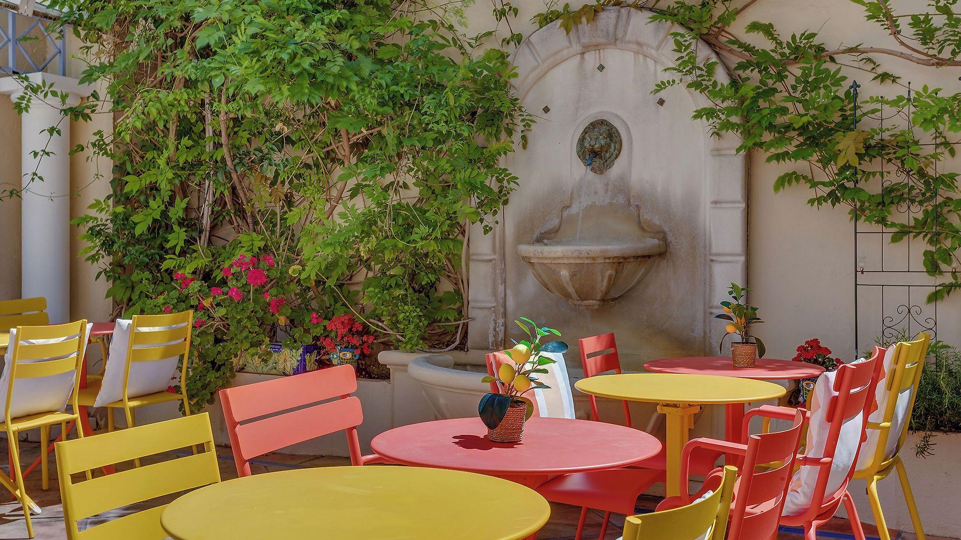 De La Fontaine Hotel 3*