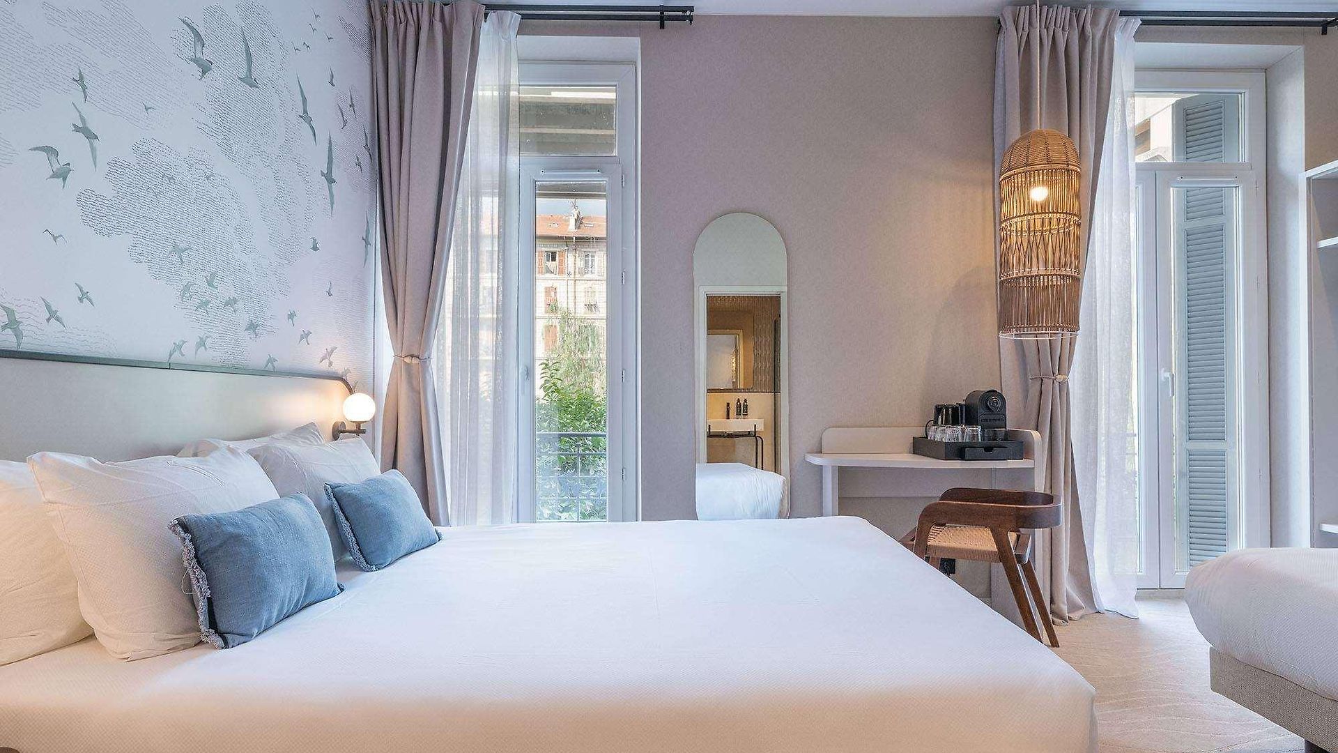 Le Noailles Gare Hotel