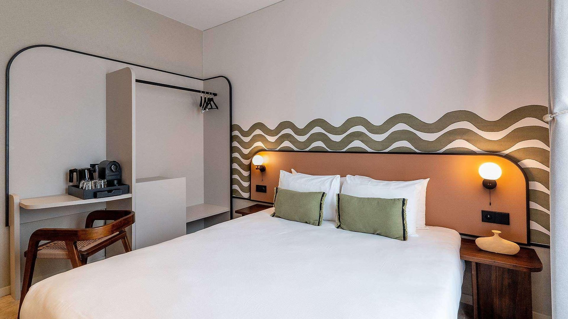 Le Noailles Gare Hotel