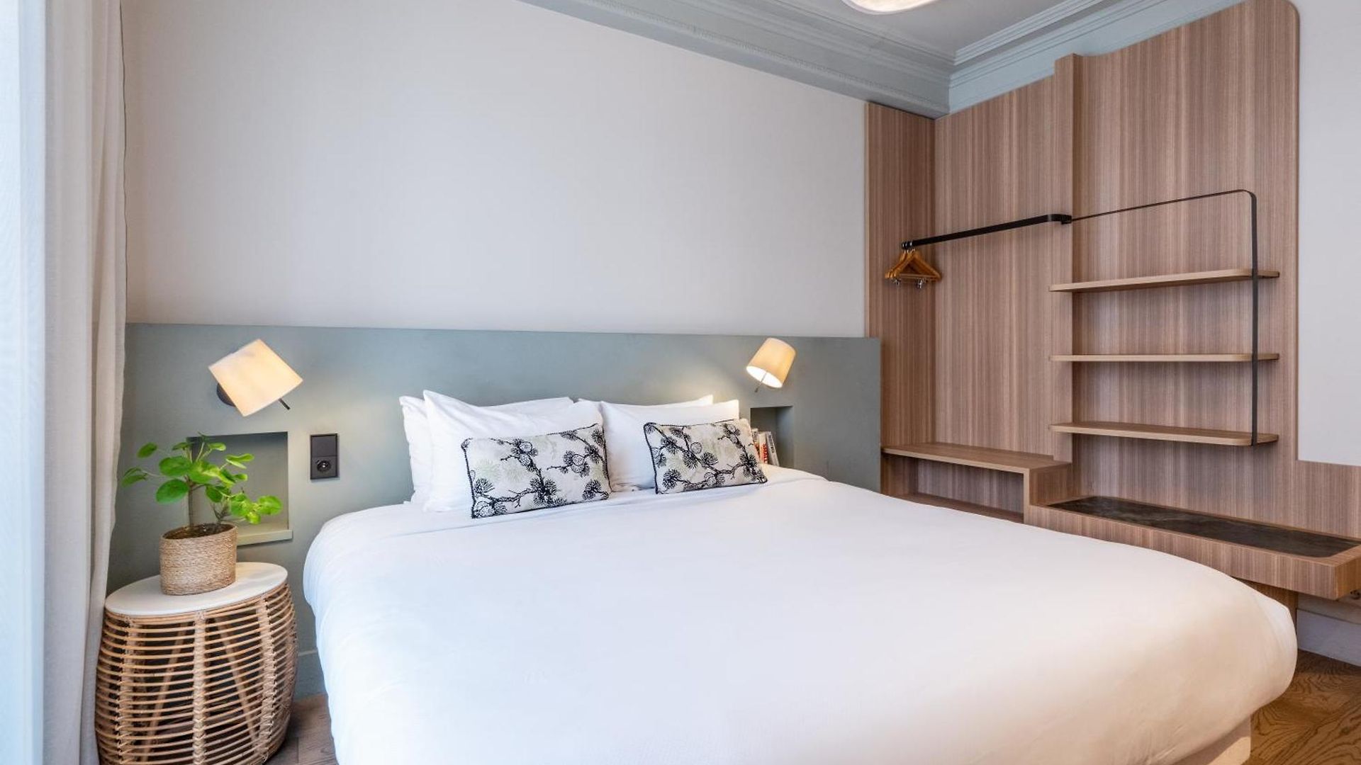 Hotel Crisol Mozart 4*