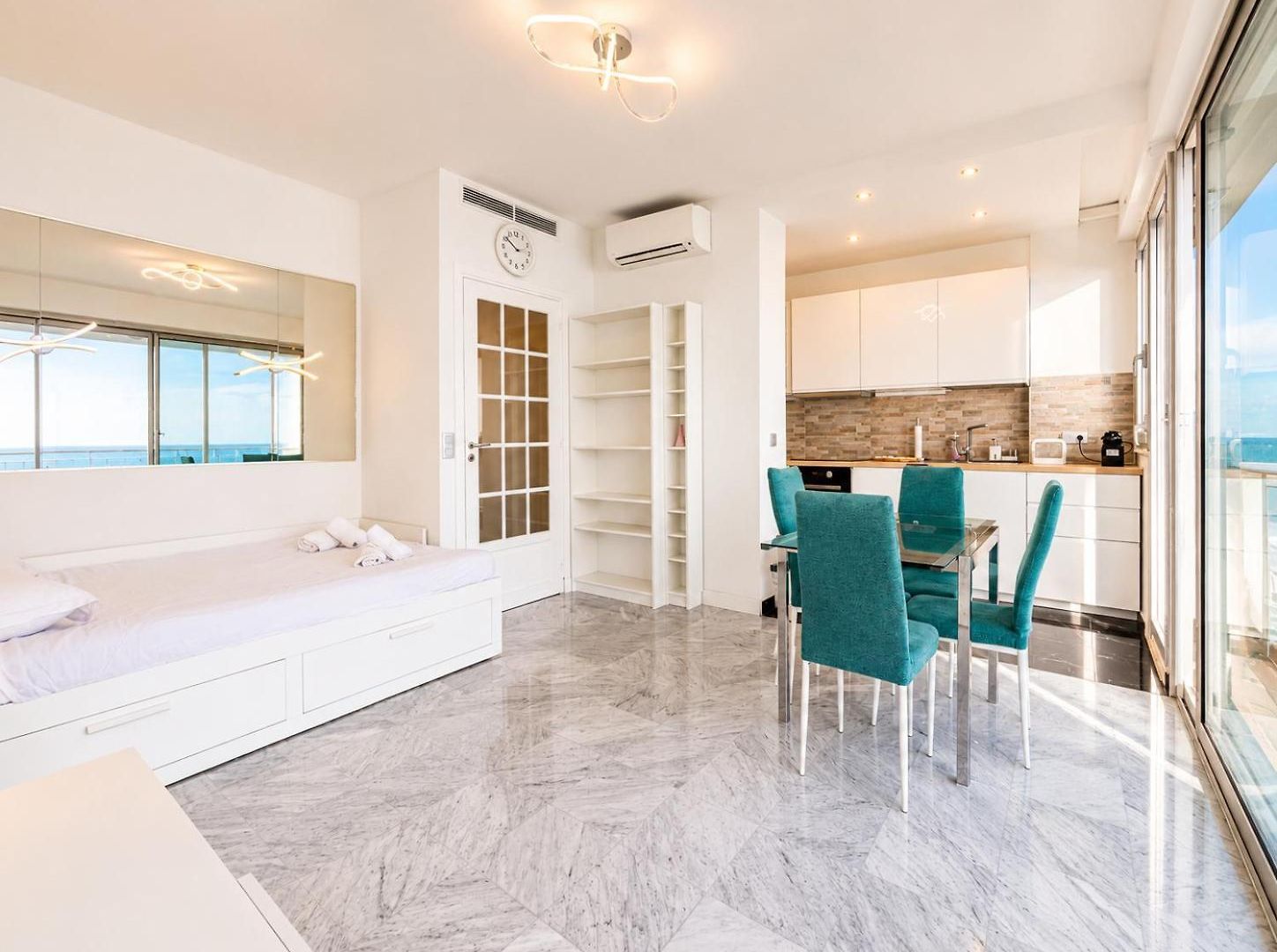 Appartement Promenade Des - Vue Mer, Ac, 2pers Nice