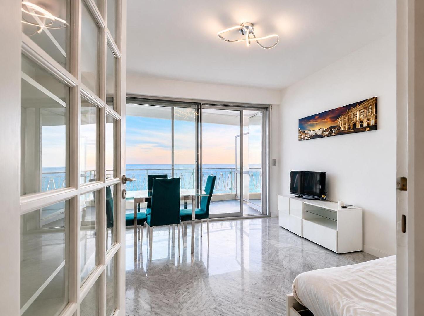 Appartement Promenade Des - Vue Mer, Ac, 2pers
