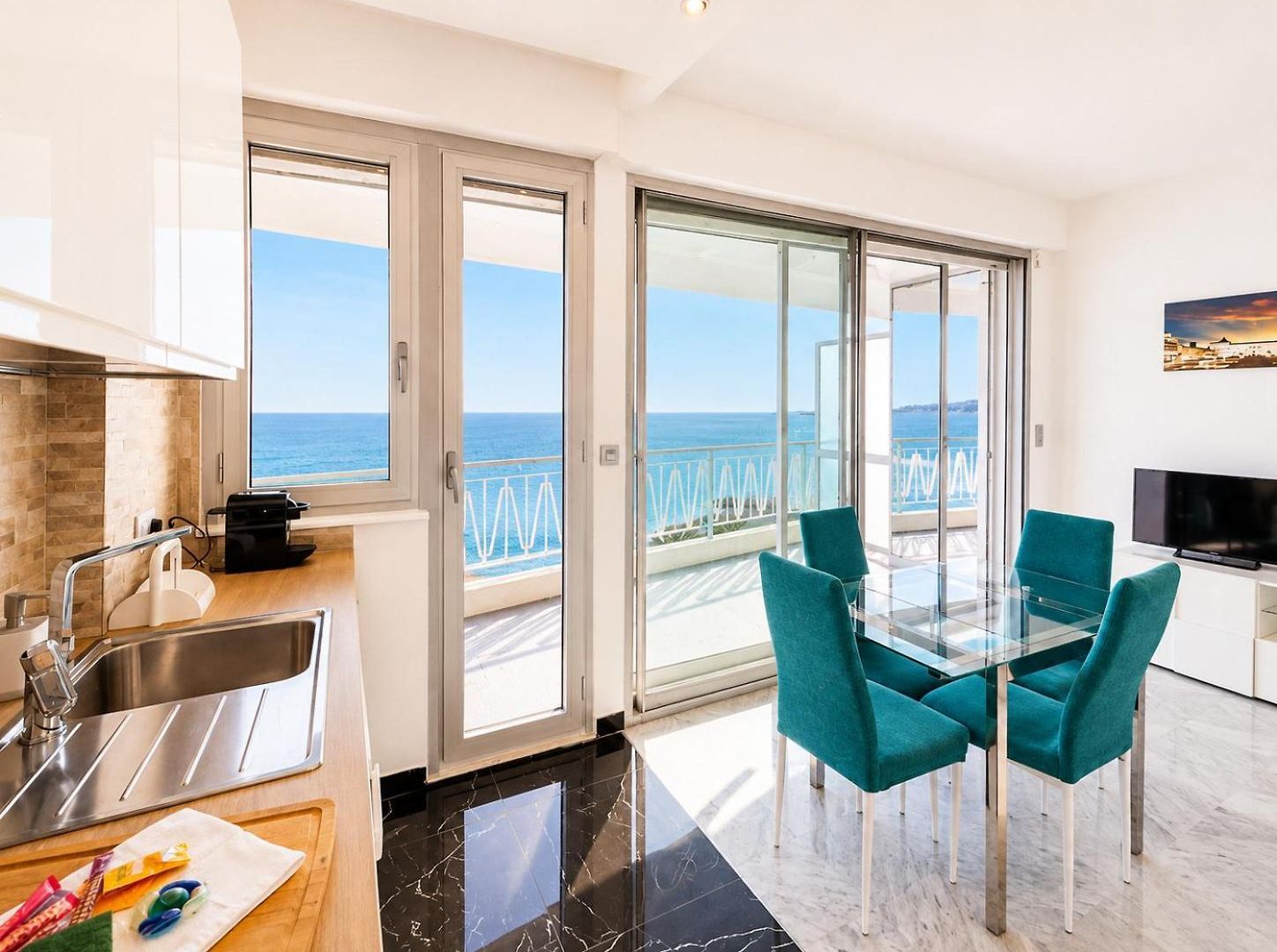 Promenade Des - Vue Mer, Ac, 2pers Appartement *