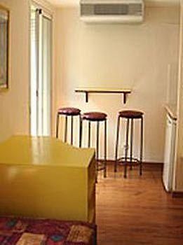 Du Petit Louvre Hotel