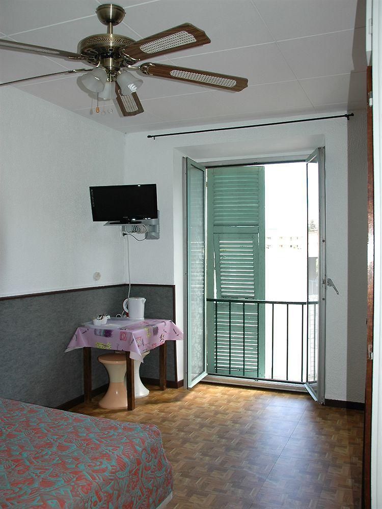 Hotel Monet 2*