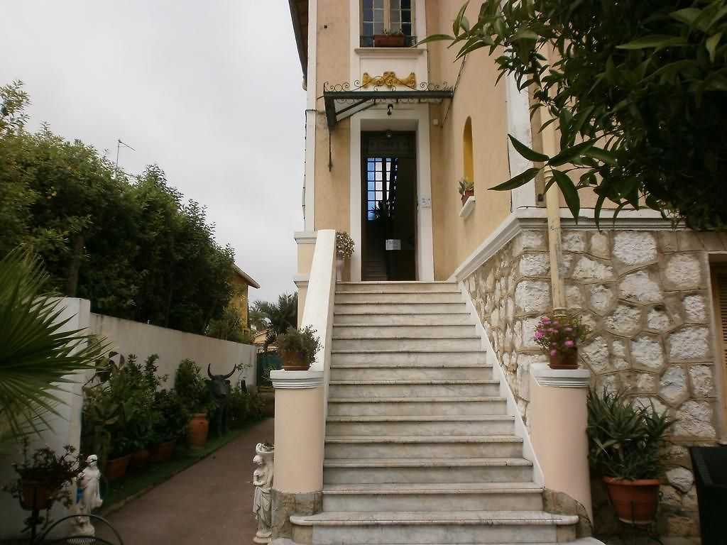 Studio Villa Mon Reve Bed & Breakfast