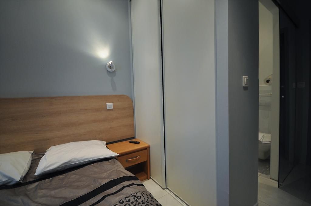 Carlone 2* Nice