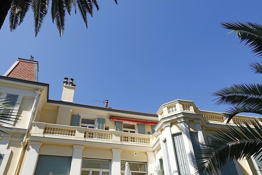 Palmeraie - Magnifique D'époque Avec Vue 4 Personnes Avec Terrasse Le Port Appartement Nice