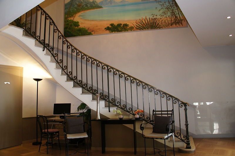 Ambassador, Completely Renovated 4* Nice