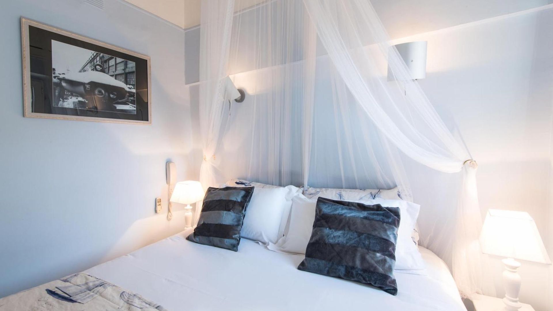 La Tour Hotel