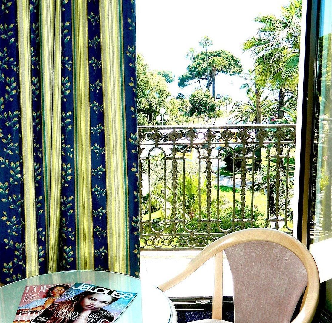 B4 Park Hotel 4*