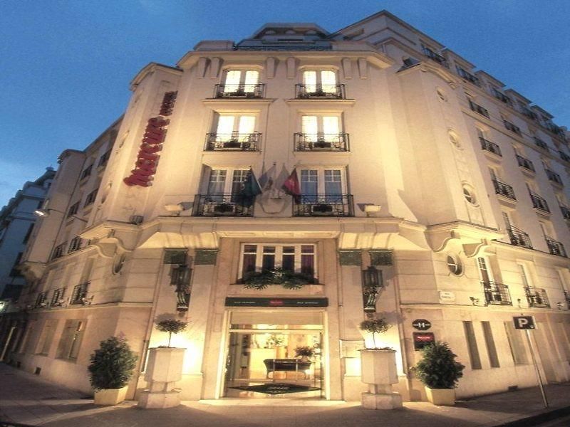 Mercure Centre Grimaldi Hotel 4*