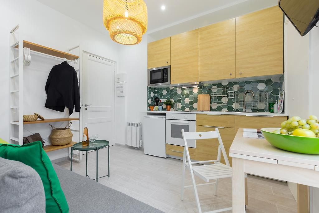 Appartement Casa Madere- Idéal Couples - Central&cosy -train Station - Tram&supermarkets-balcony- Washing-machine-ac