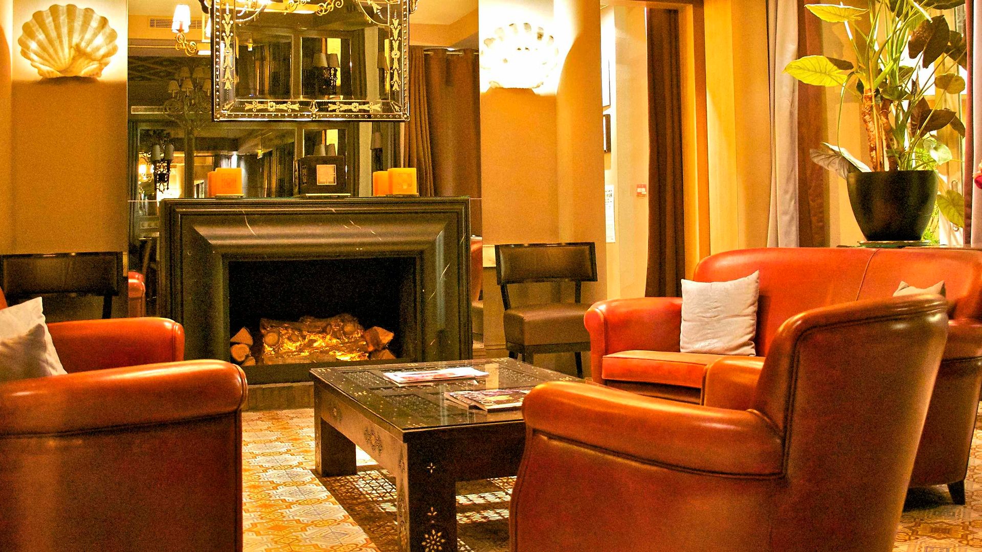 Apollinaire Hotel