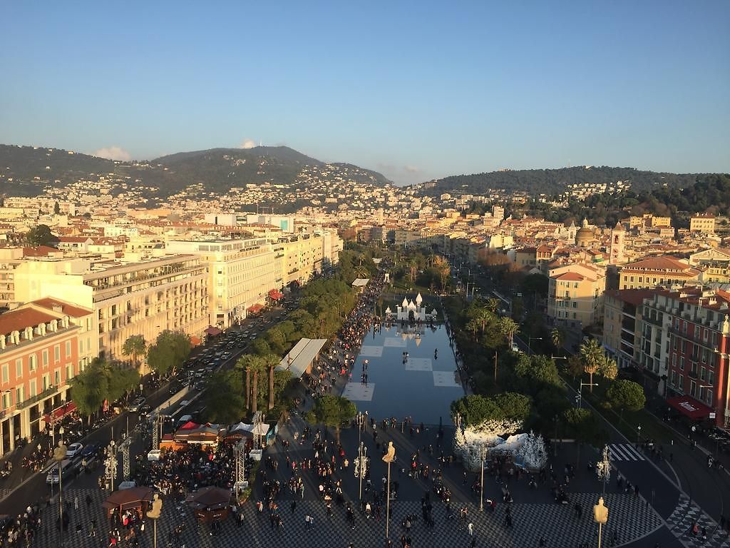 2 Bedrooms In Central Location On The Famous Place Massena