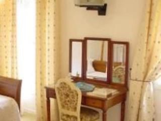 Hotel Armenonville 3*