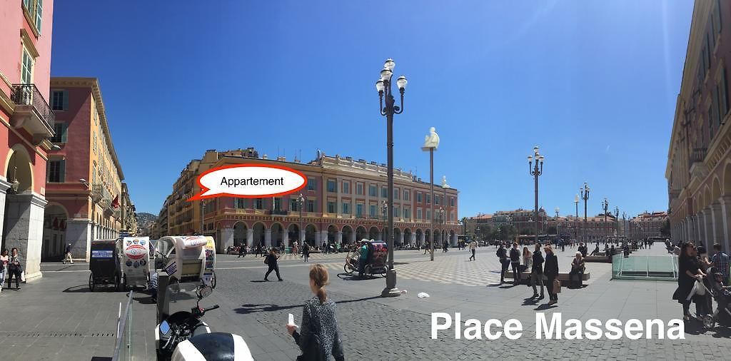2 Bedrooms In Central Location On The Famous Place Massena Apartment Nice