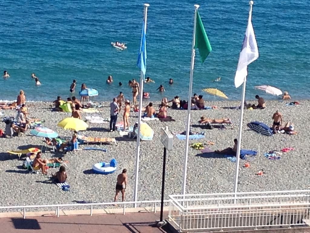 Apartment Le Mirage, Sea Front View, 3 Bedrooms, 100m *