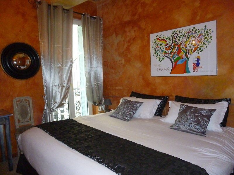 La Tour Hotel