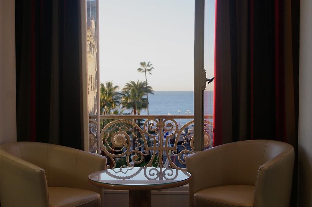 Ambassador, Completely Renovated Nice