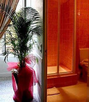 Garden Hotel