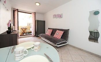 Apartment Blue Lagon Five Stars Holiday House Nice