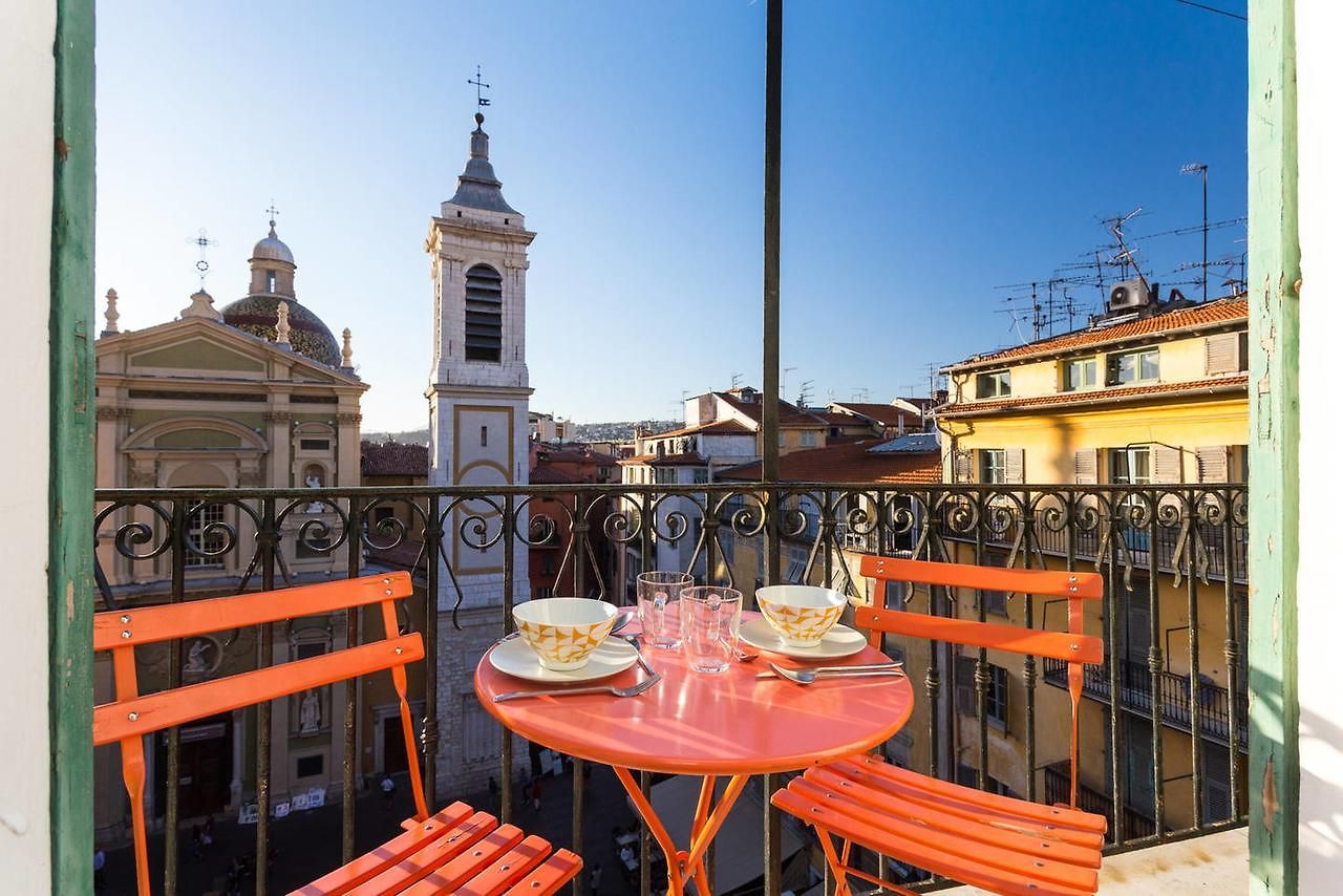 Ross 5- F2, Lumineux, Balcon, Loft, Clim, Vieux-nice Apartment Nice