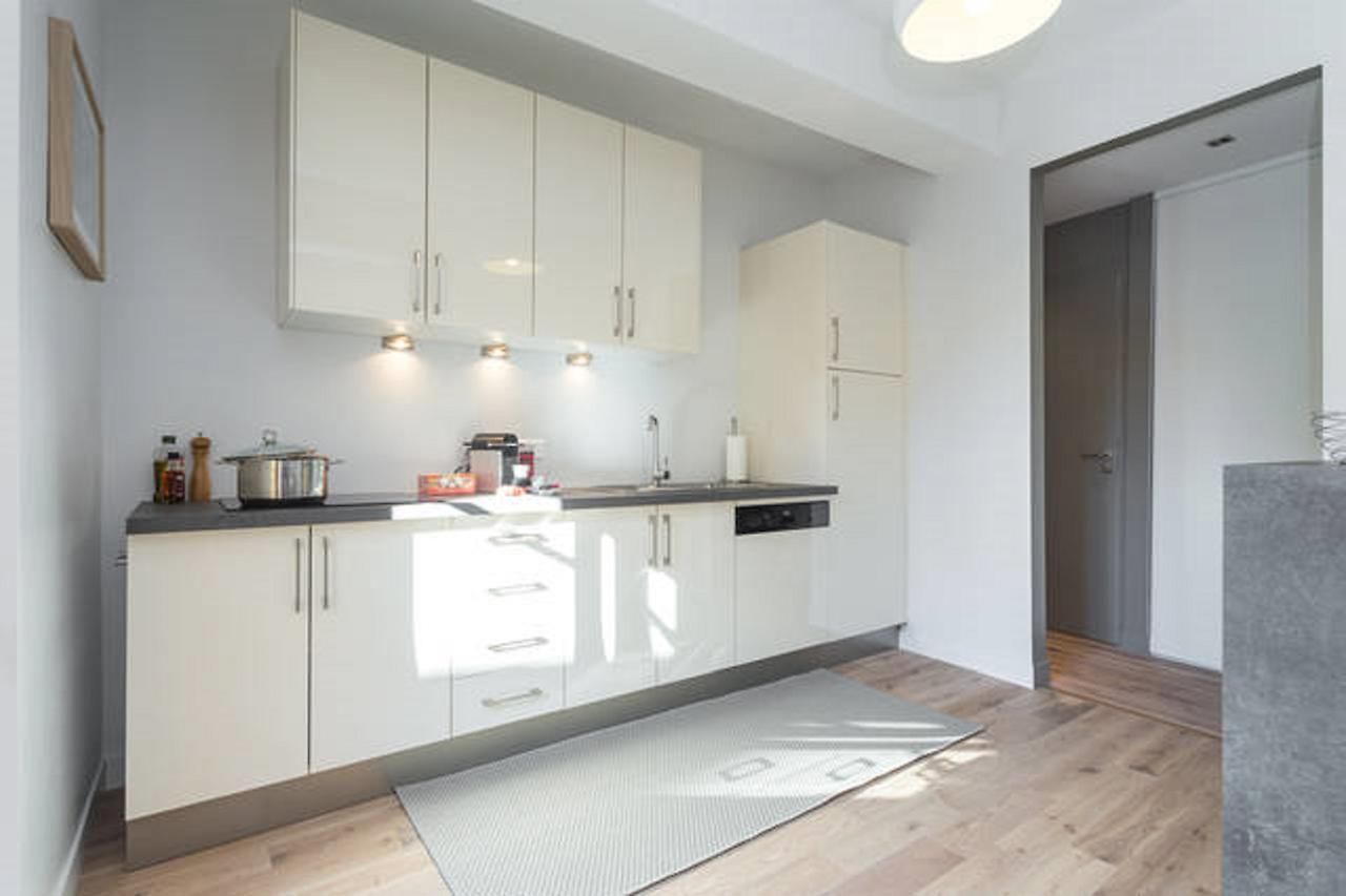 Le Rossetti B. - Modern, Long Balcony, Old Town Appartement *