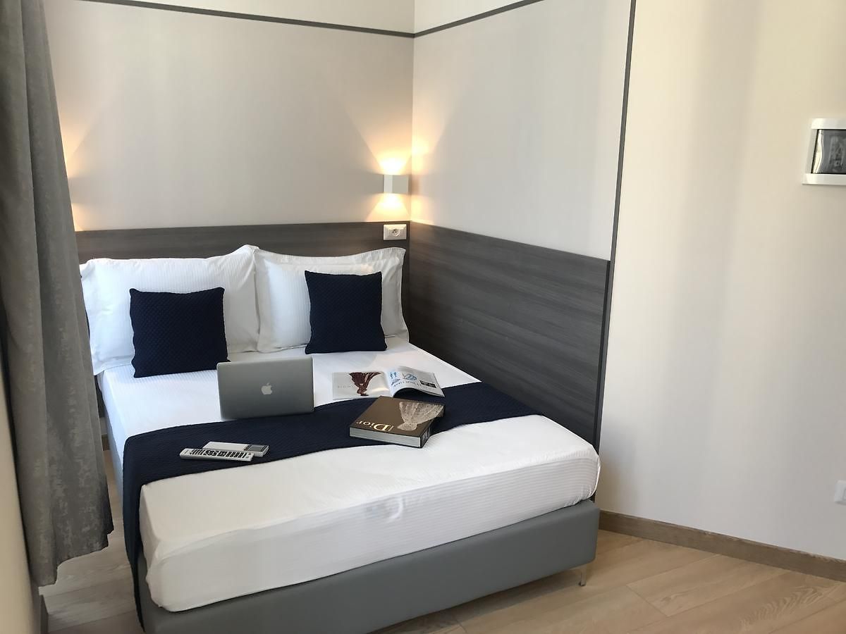 Boutique Neptune 2*