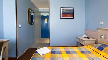 Auberge de jeunesse Antares *