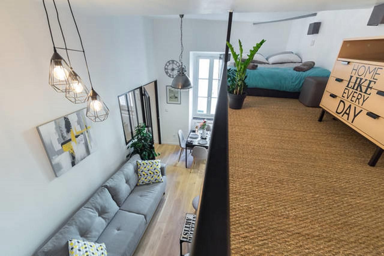 Angle Droit- Loft Et Atypique, Climatisation, Vieux-nice Appartement