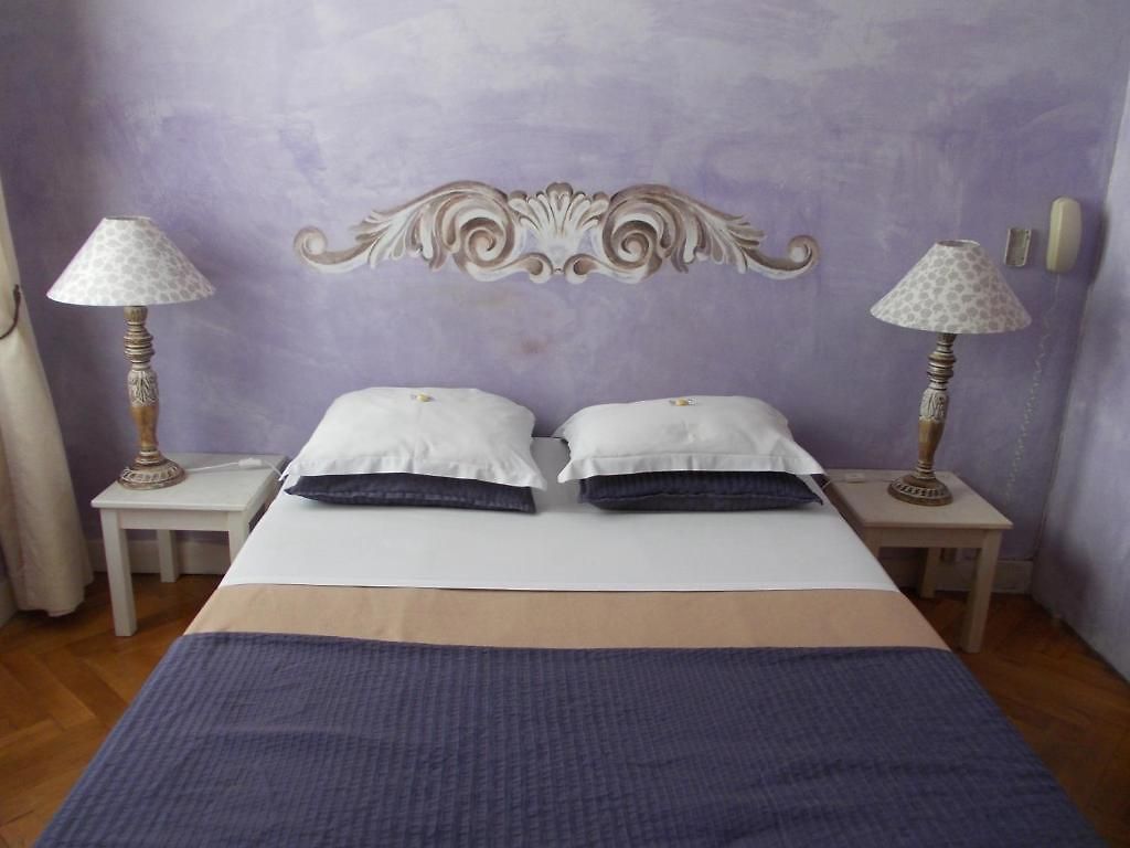 Rex Hotel
