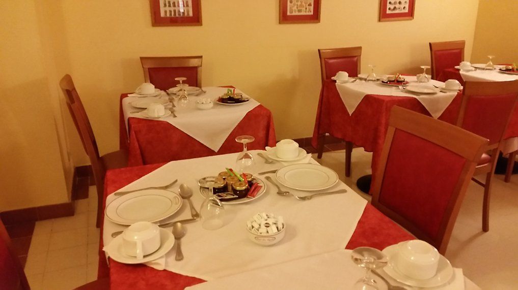 Hotel Les Cigales 3*