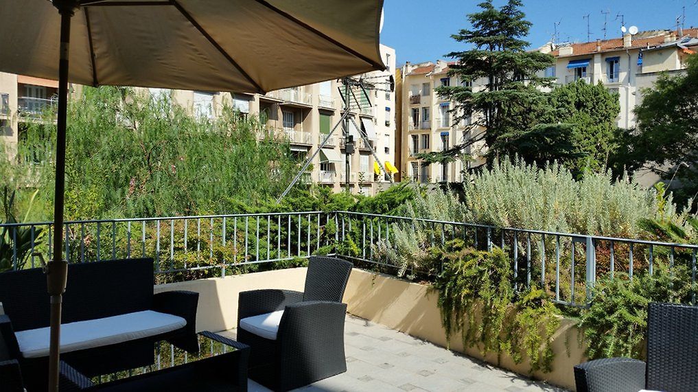Hotel Les Cigales 3*