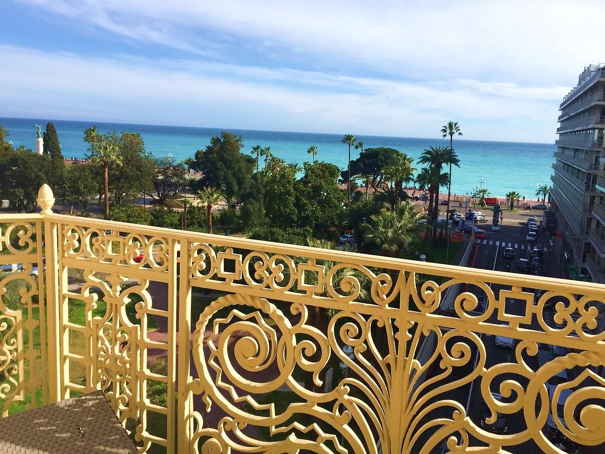 Hotel Ambassador, Completely Renovated