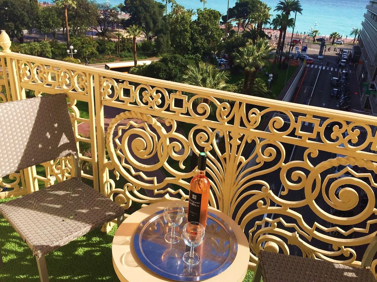 Ambassador, Completely Renovated Hotel Nice